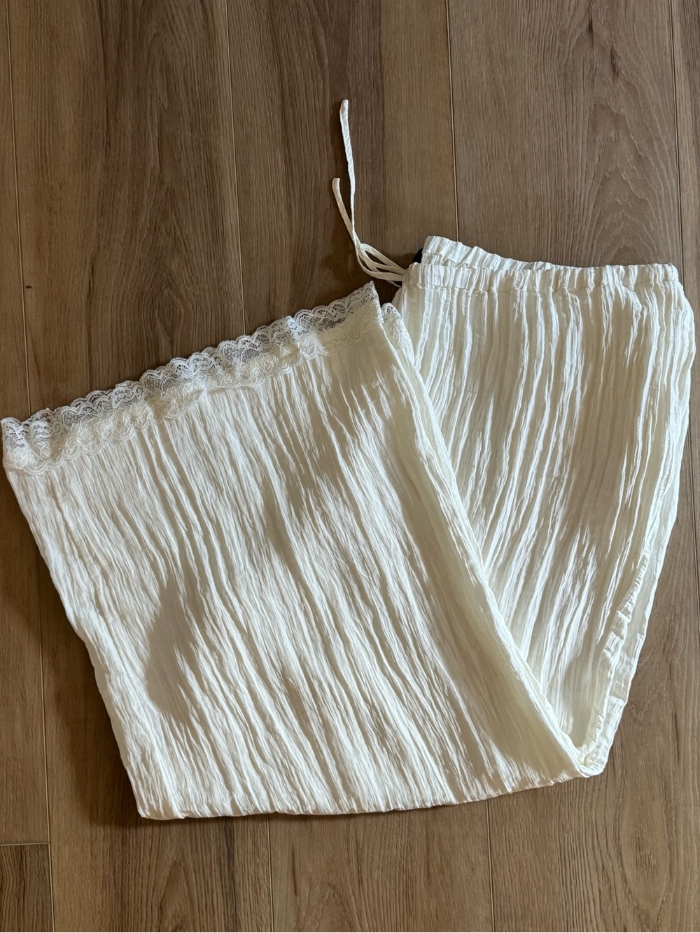 PrettyLittleThing Plus Cream Wide Legged Lace-Trim Pants